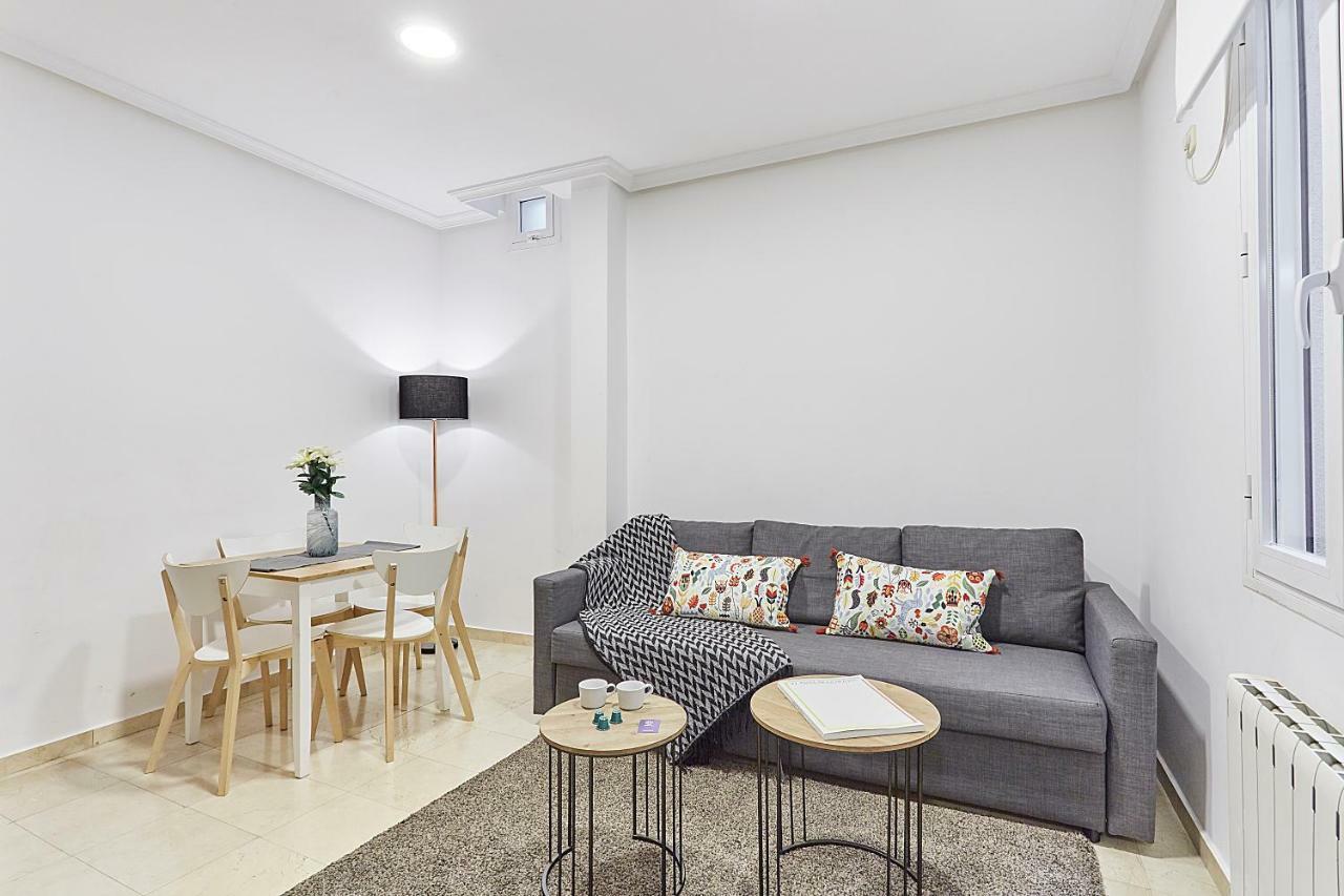 Leeways Apartment Xxx In Gran Via Madrid Exterior foto