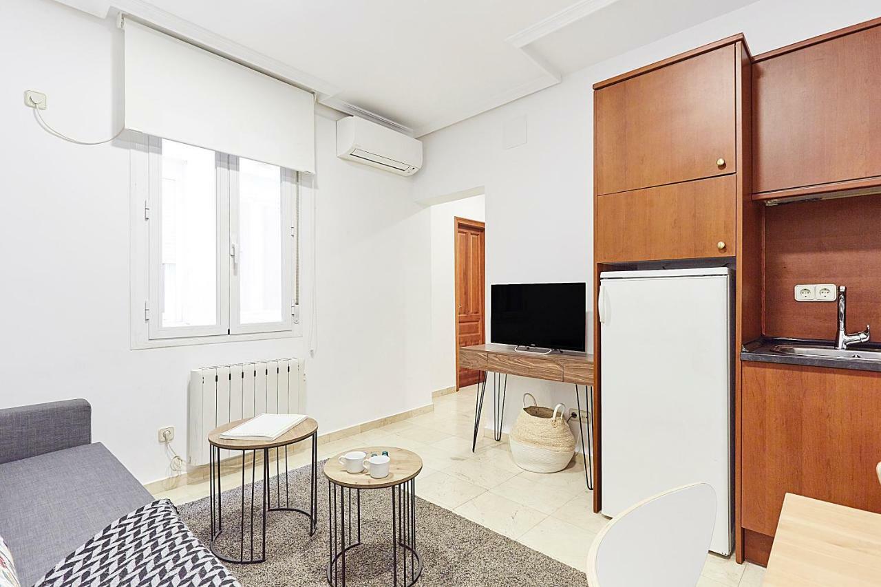 Leeways Apartment Xxx In Gran Via Madrid Exterior foto